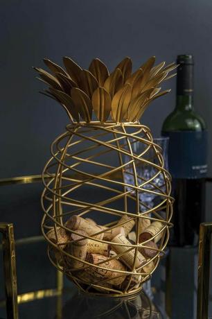 Cooler Weinkorkensammler in Ananasform
