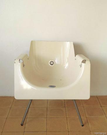 стул для ванны из переработанного материала