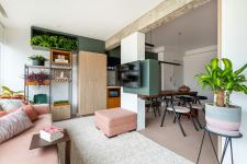 Apartemen Penuh Warna yang Muncul Dengan Kepribadian Pemilik Rumah [Termasuk Denah Lantai]