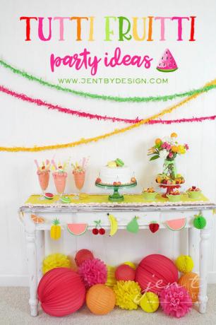 שולחן קינוחים מסיבת יום הולדת תוטי-פרוטי שמחה